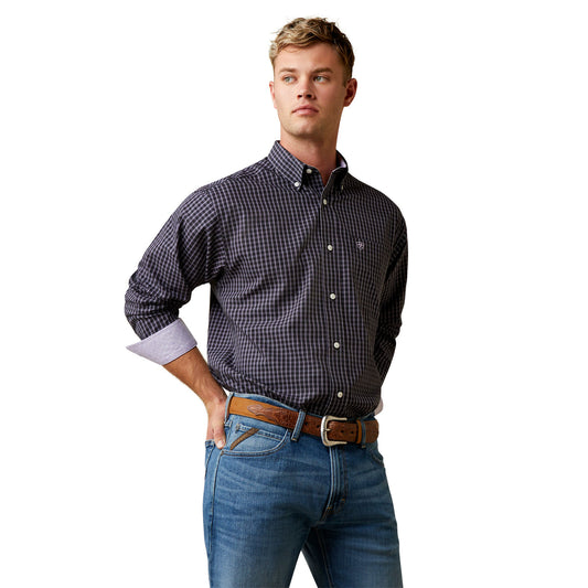 Ariat Men's Wrinkle Free Fitzgerald Fitted Shirt (Black)