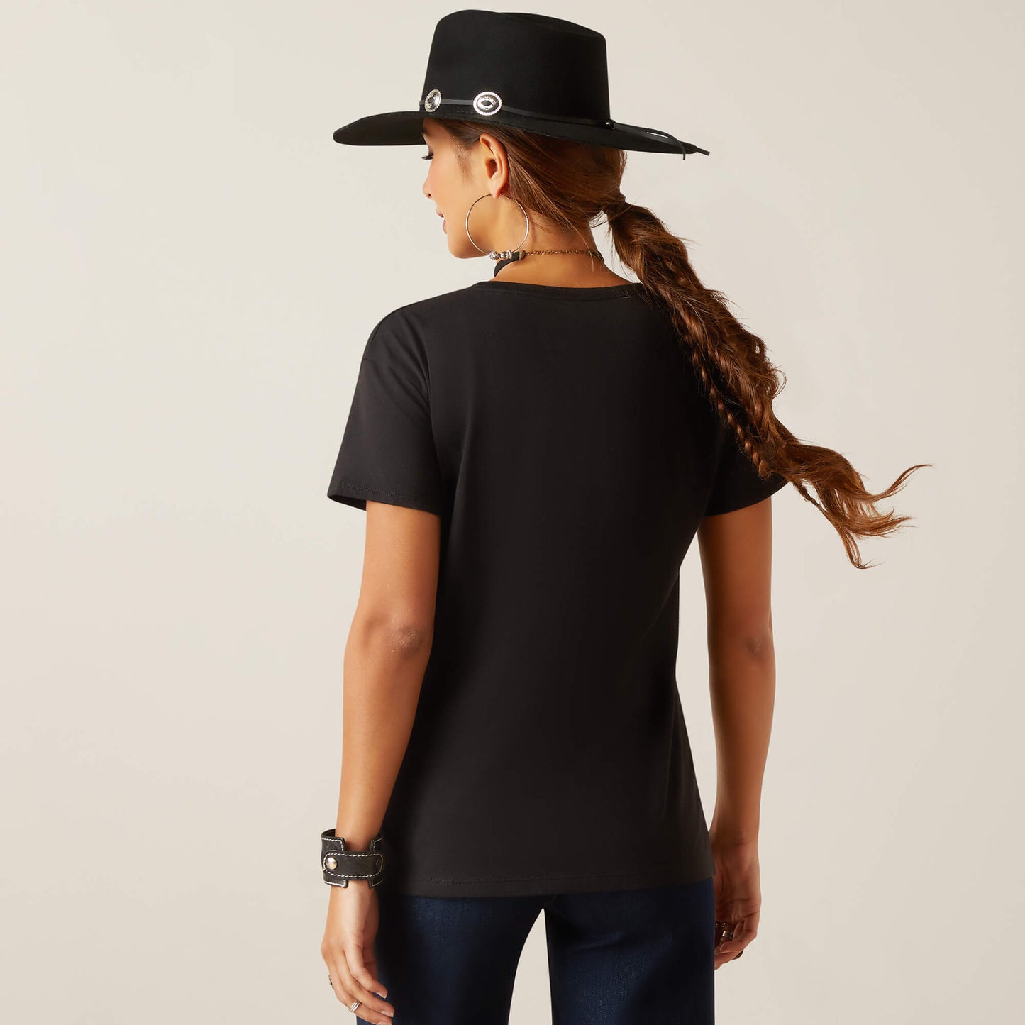 Ariat Women's Rainbow Script S/S T-Shirt (Black)