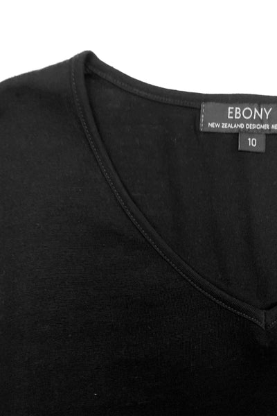 EBONY WOMENS 100% MERINO LONG SLEEVE V NECK CREW TOP