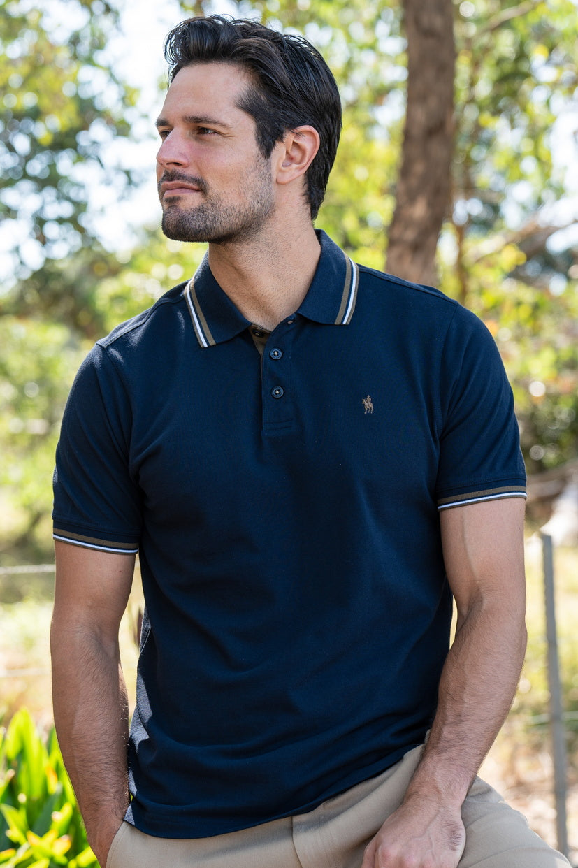 THOMAS COOK MENS LOGAN TAILORED S/S POLO (NAVY)