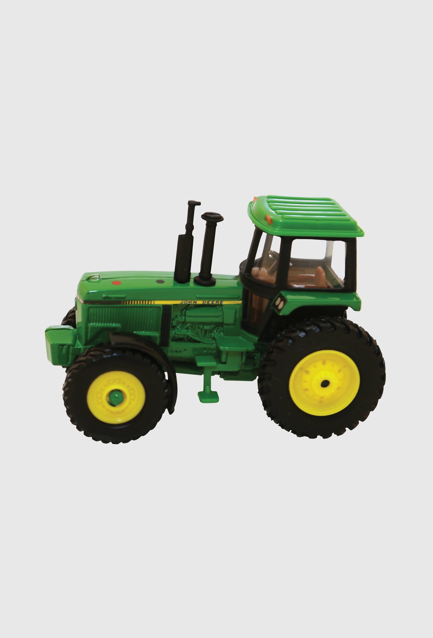 John Deere Collectable 1:64 Vintage Tractor