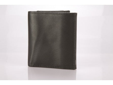 The Design Edge Men's Cow Leather Black Wallet (77931)