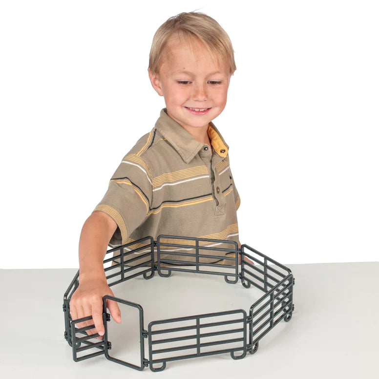 Big Country Toys - 7 Piece Corral Set