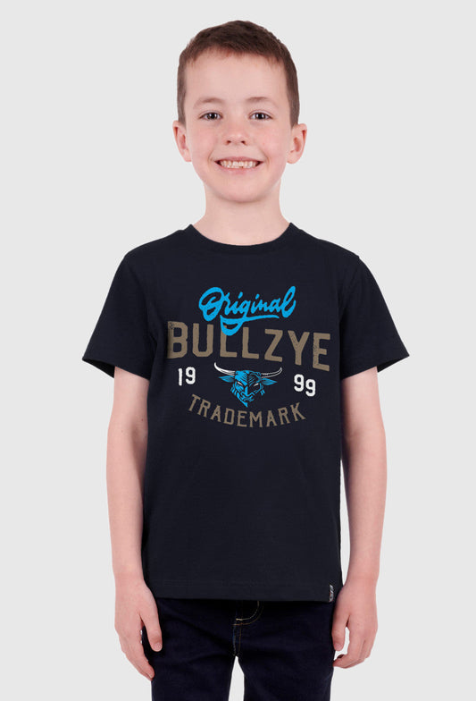 BULLZYE BOYS ATTRIBUTION SHORT SLEEVE TEE