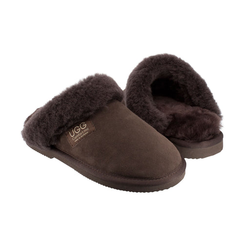 Comfort Me Women's/Unisex Fur Trim UGG Scuffs (Wombat)