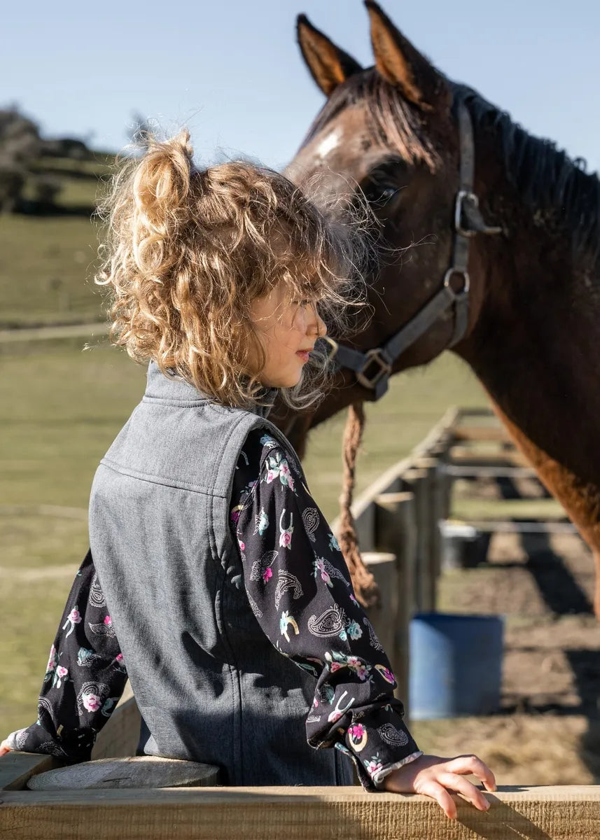 Pure Western Girls Shirley Soft Shell Vest (Charcoal)