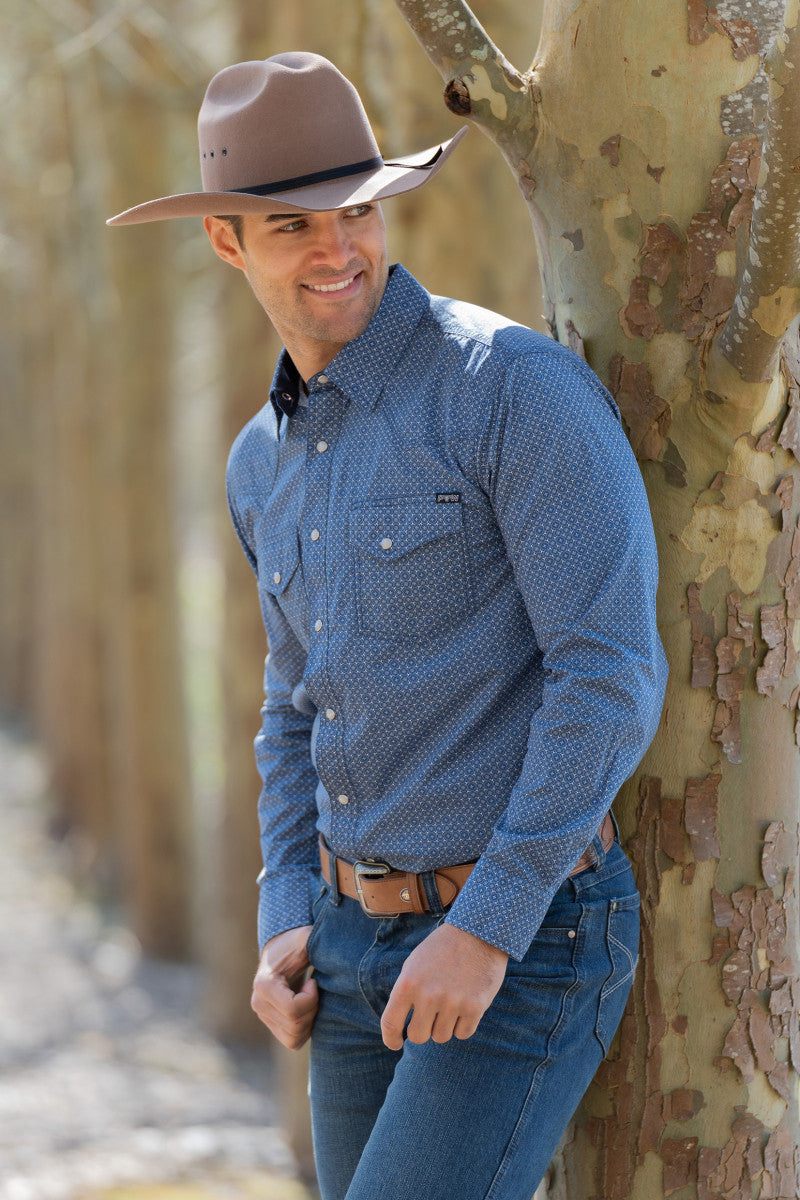 PURE WESTERN MENS MELVILLE LONG SLEEVE SHIRT (NAVY/WHITE) - SALE