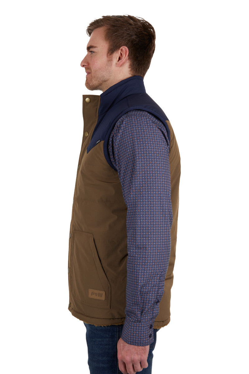 PURE WESTERN MENS MARTIN REVERSIBLE VEST (TAN/NAVY)