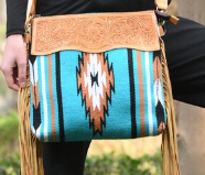 The Design Edge Turquoise Saddle Blanket Medium Bag with Tooled Leather – TSB13A