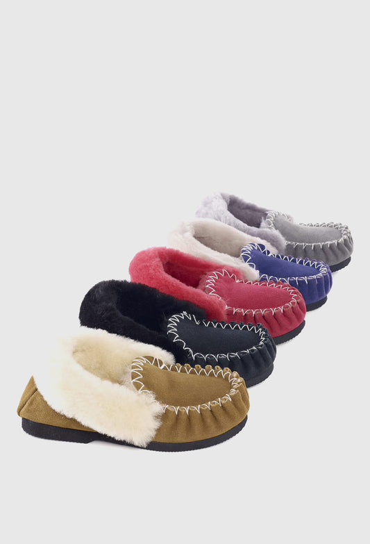 Wild Goose Men's Tassie Sheepskin Moccasin_All