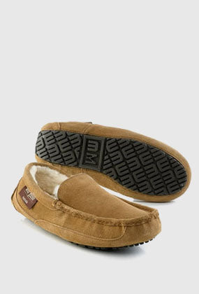 Wild Goose Men's Trendy Sheepskin Moccasin