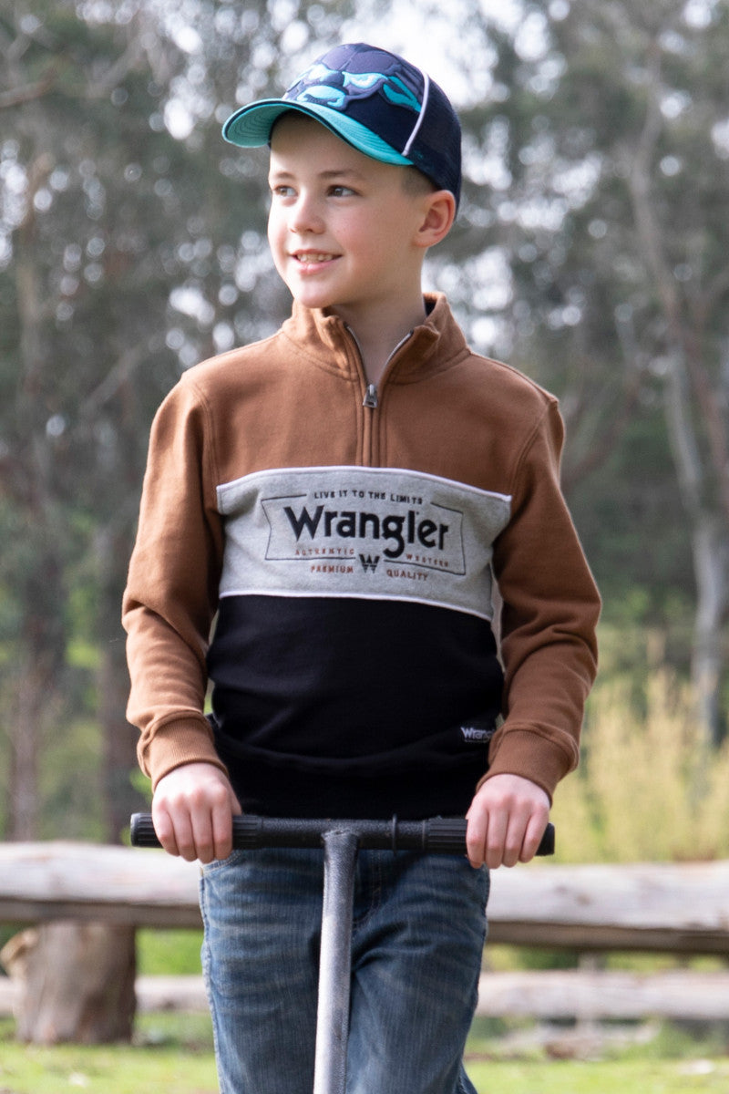 WRANGLER BOYS BARTLETT 1/4 ZIP PULLOVER (BLACK/DARK TAN)